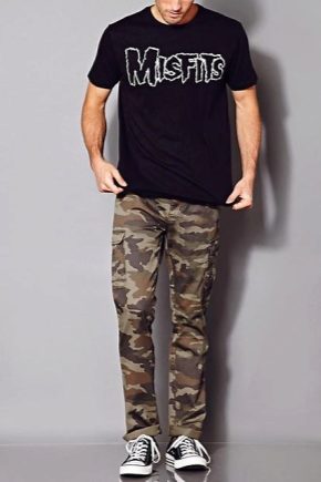 Camouflage pants for men