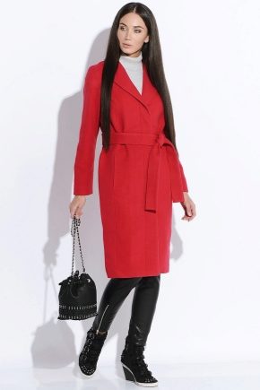 Kırmızı kadın ceketi - parlak bir kişilik için!