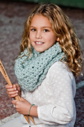 Scarf for girls and teenage girls 