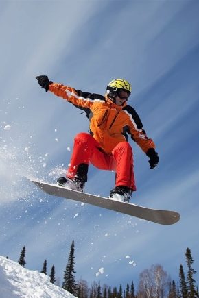 Jak vybrat boty na snowboard?