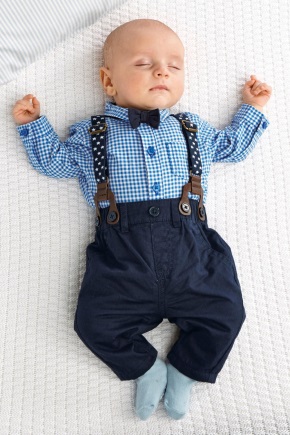 A set of clothes for a newborn