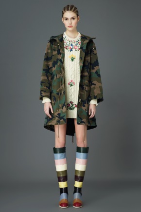 Women's camouflage clothing