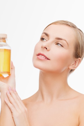 Face cleansing with oil
