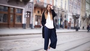 Women's cropped trousers