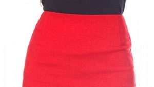 How to wear a red pencil skirt
