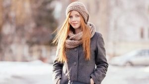 Quanto è bello legare una sciarpa su un cappotto?