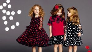 Krásné a módní šaty pro dívky