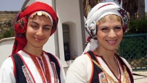 Costume national grec