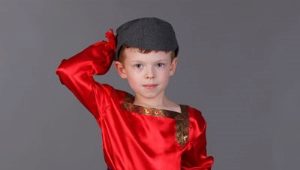 Bir çocuk için Rus halk kostümü