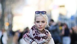 How to wear a long scarf?