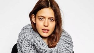 Scarf in chunky knit 