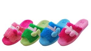 Slippers with open toe