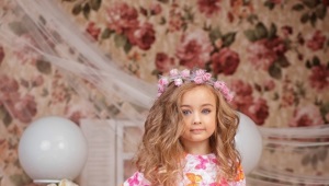 Children's elegant clothes for girls