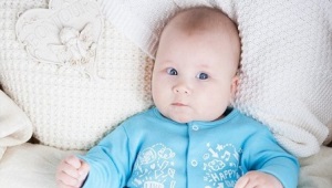 Clothes for newborns: how to choose and how much you need