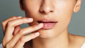 Esfoliantes labiais: uma visão geral dos