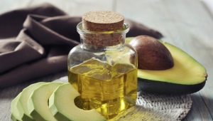 Avocado oil for hair