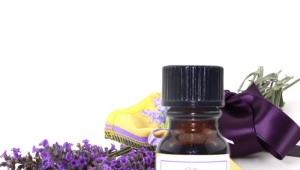 Lavender oil for face