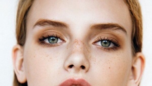 Makeup with freckles