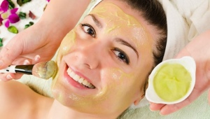 Nourishing face mask at home