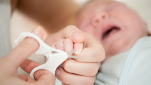 Novorozenecké nůžky na nehty