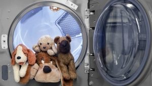 Como lavar brinquedos macios em uma máquina de lavar?