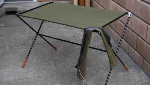 How to make a folding picnic table with your own hands?