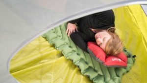 Inflatable travel mats: features and selection rules