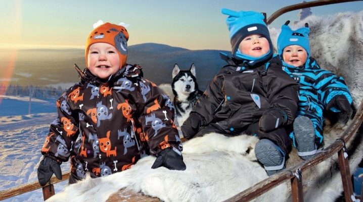 Kış için çocuklar için Fin tulumları