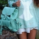 As mochilas femininas de couro estão na moda agora!