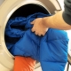 How to wash a jacket on a synthetic winterizer in a washing machine?